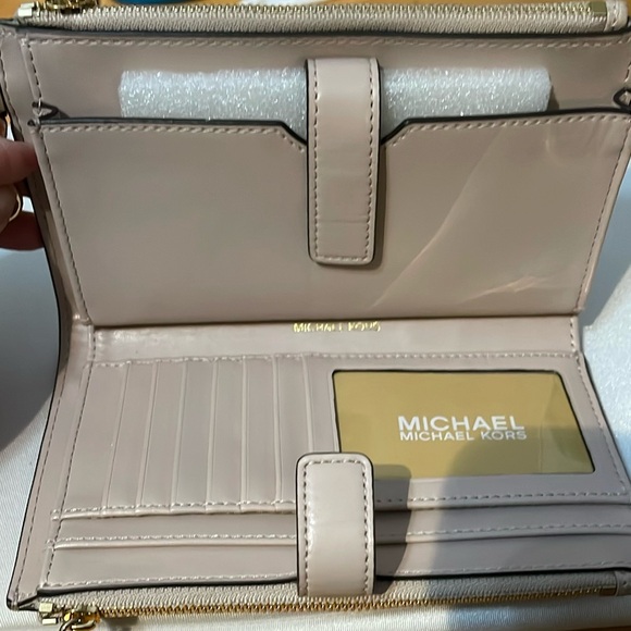 Michael Kors Wristlet - Picture 8 of 9
